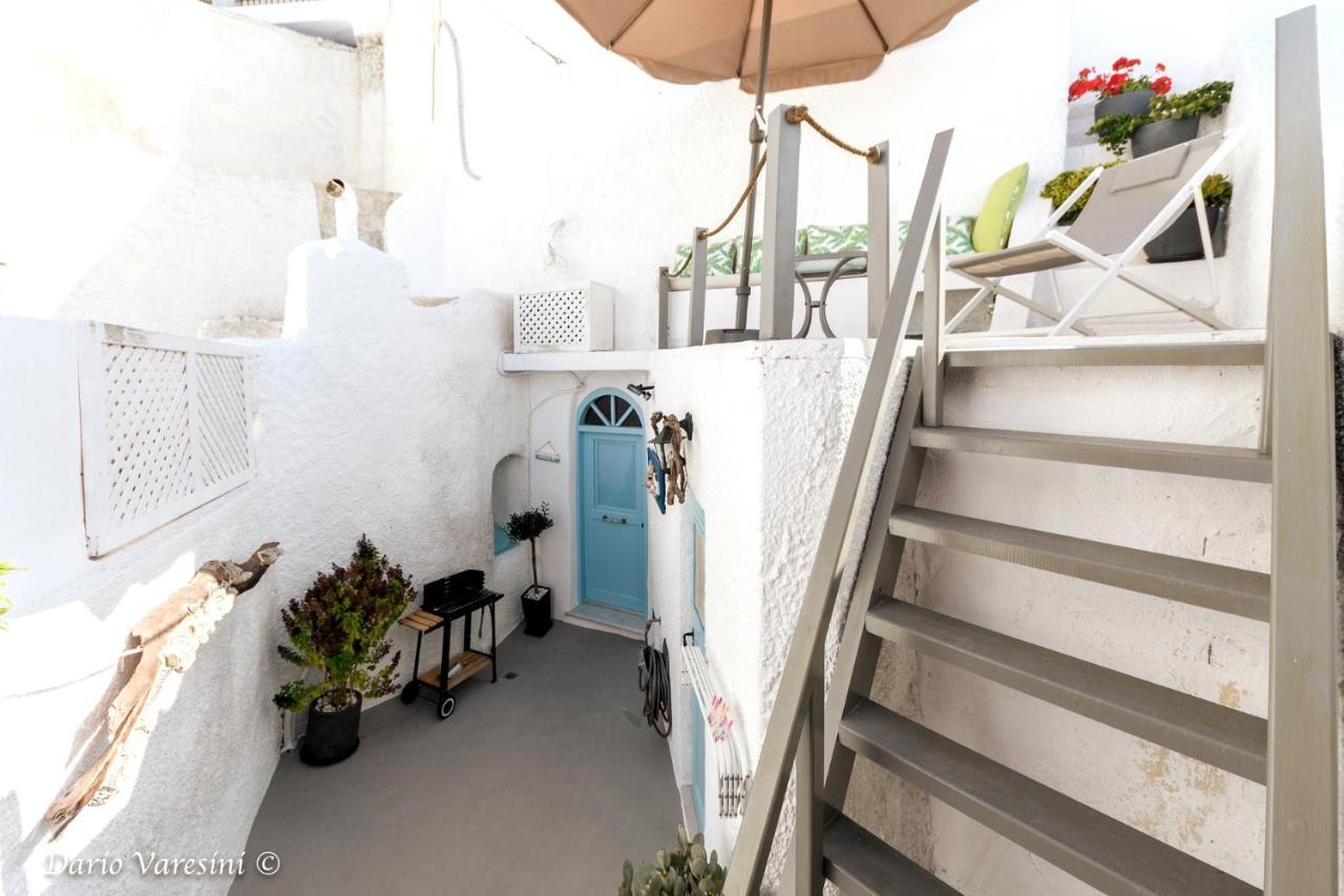 Santorinian Lava House Villa Pýrgos Екстериор снимка