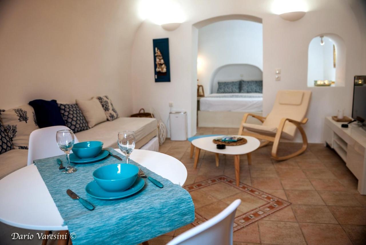 Santorinian Lava House Villa Pýrgos Екстериор снимка