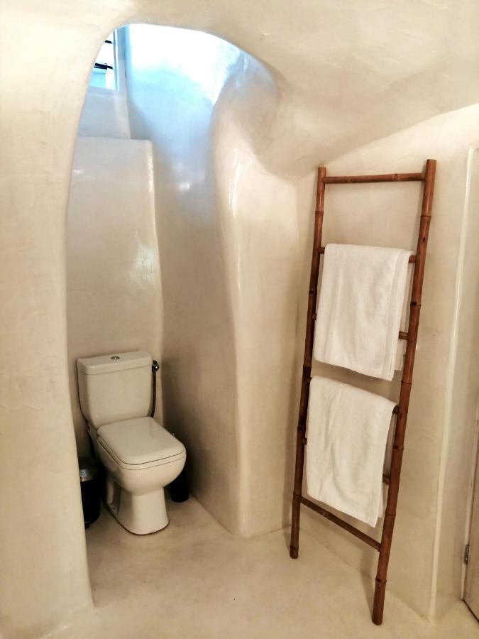 Santorinian Lava House Villa Pýrgos Екстериор снимка